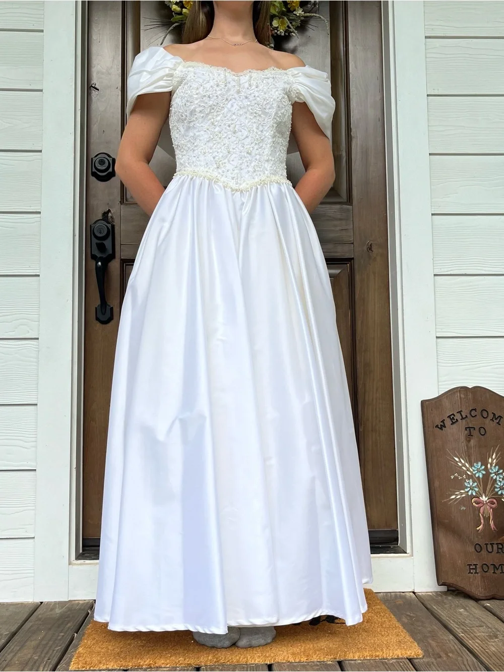 royal blue off the shoulder maternity dress 2023 Maternity Dresses Photography, Sexy Off Shoulder Long Sleeve Maxi –  LAVENDER & BLUES